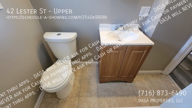 Building Photo - 42 Lester St