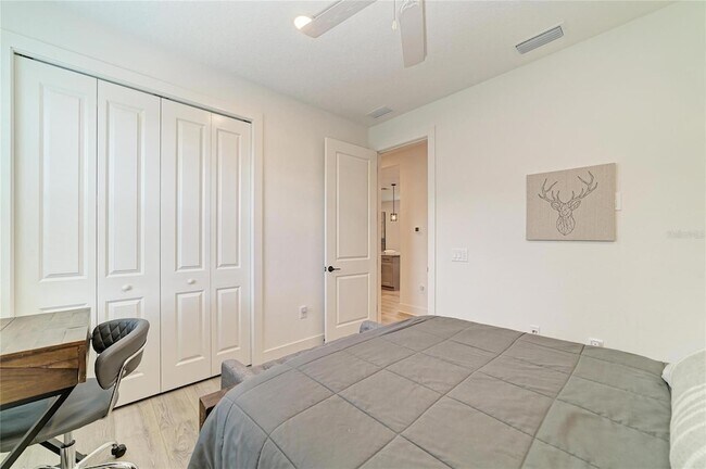 Building Photo - 1047 Waterline Ct