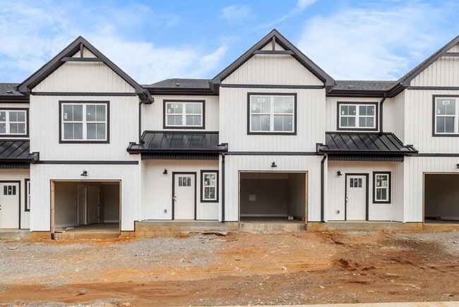 Building Photo - 166 Sango Dr