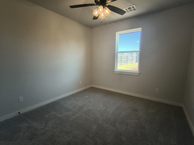 Building Photo - 9212 NW 147th Terrace