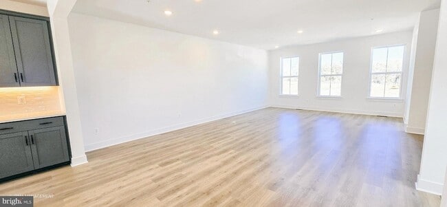 Building Photo - 1726 Blacksmith Wy