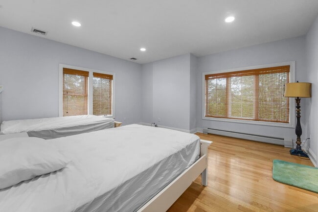 Building Photo - 1 Euclid Rd