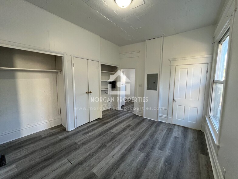 Building Photo - 211 N 17th St