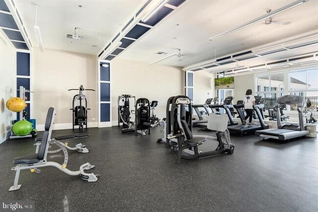 Building Photo - 170 Harrier Wy