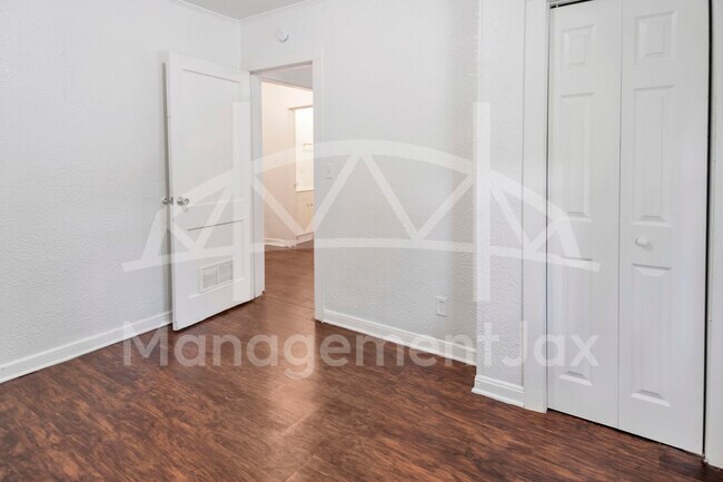 Building Photo - 1671 W 35th St