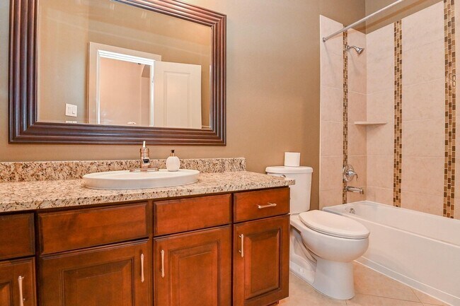 Building Photo - 24618 Fremont Manor Ln