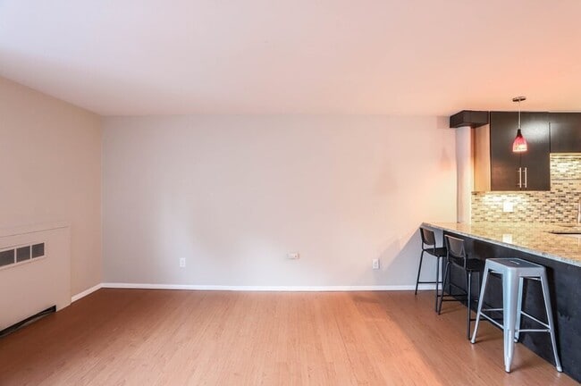 Building Photo - 1243 N Gaylord St