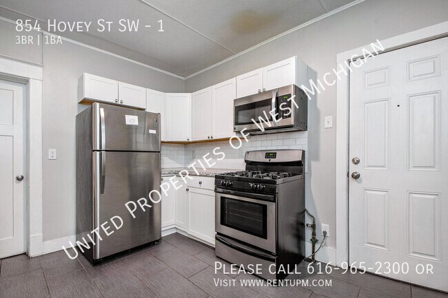 Building Photo - 854 Hovey St SW
