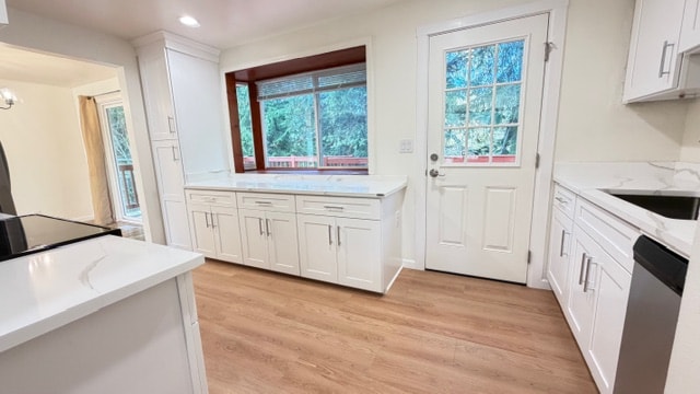 Building Photo - 17543 7th Ave NE