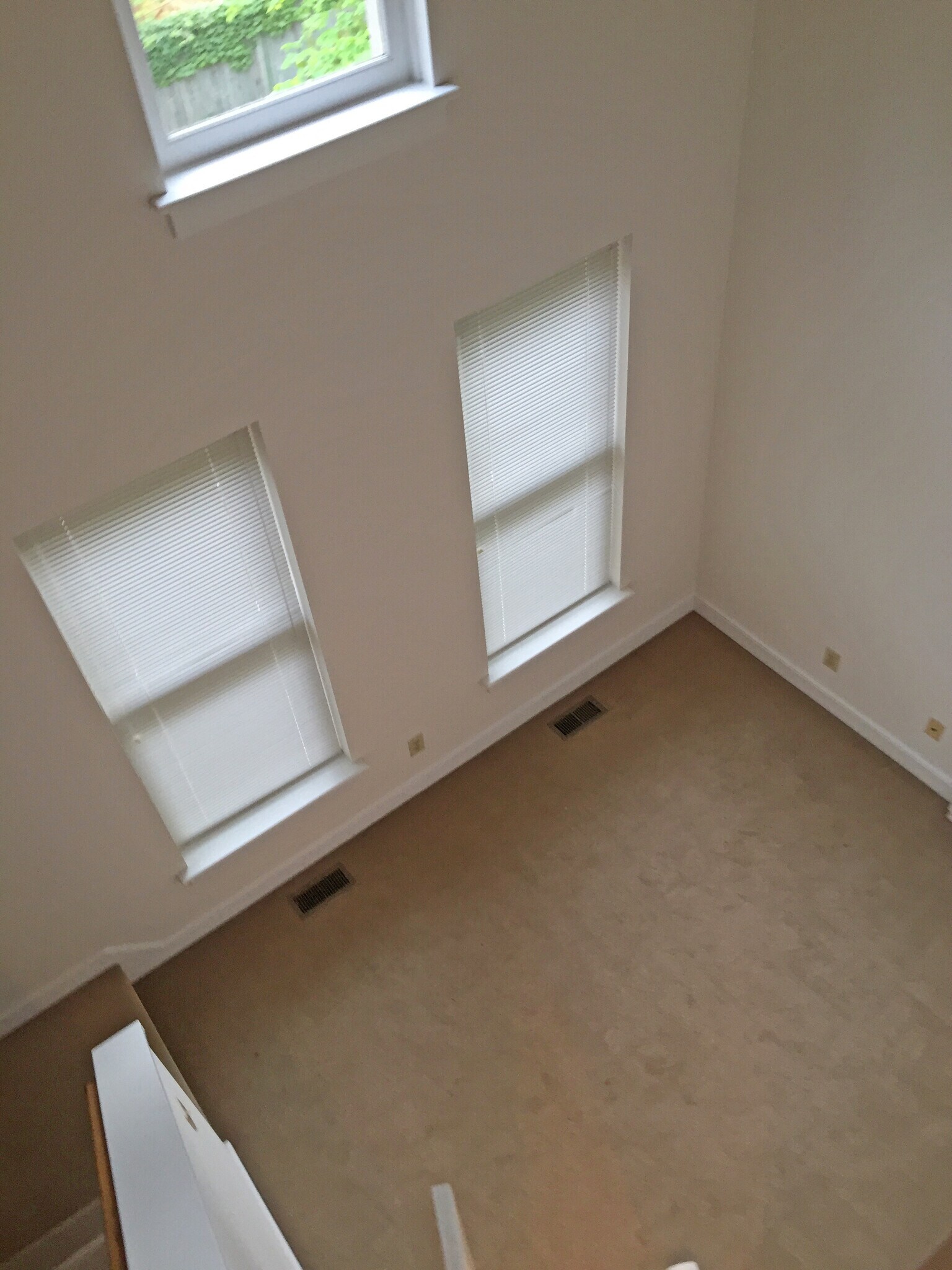 Building Photo - 108 Warren St