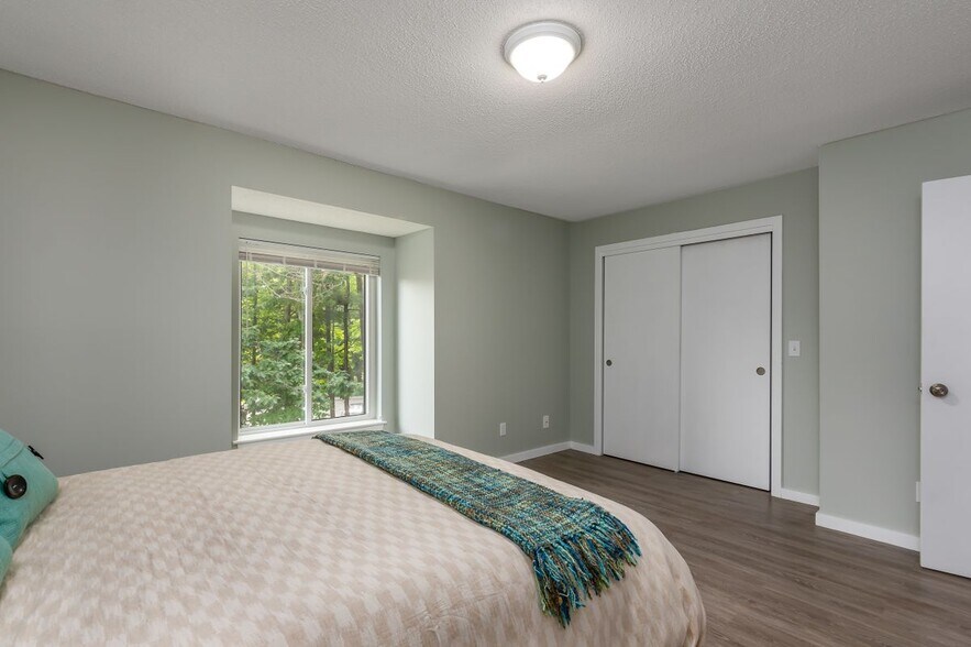 Building Photo - 87 Dunvegan Wds Dr