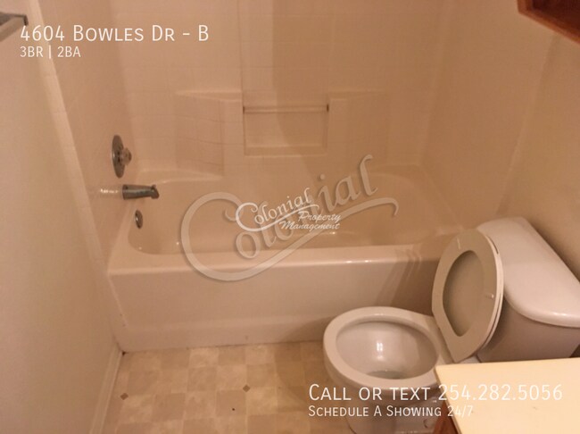 Building Photo - 4604 Bowles Dr