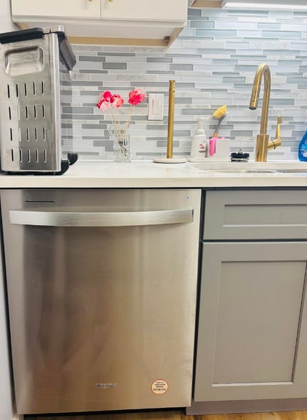 Building Photo - 4621 N Progress Ave