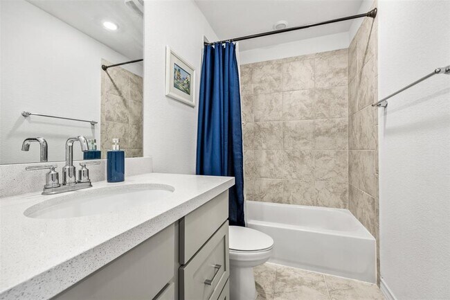Building Photo - 301 Quarry Rock Cove