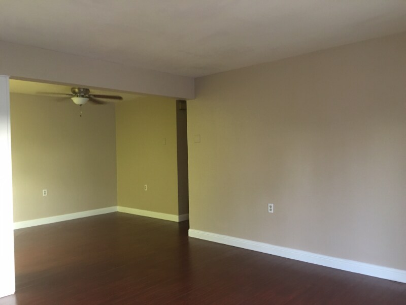 Building Photo - 2191 Via Mariposa E