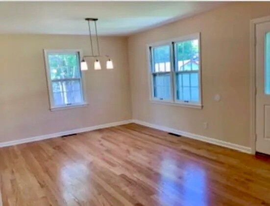 Building Photo - 1900 E 28th Ave