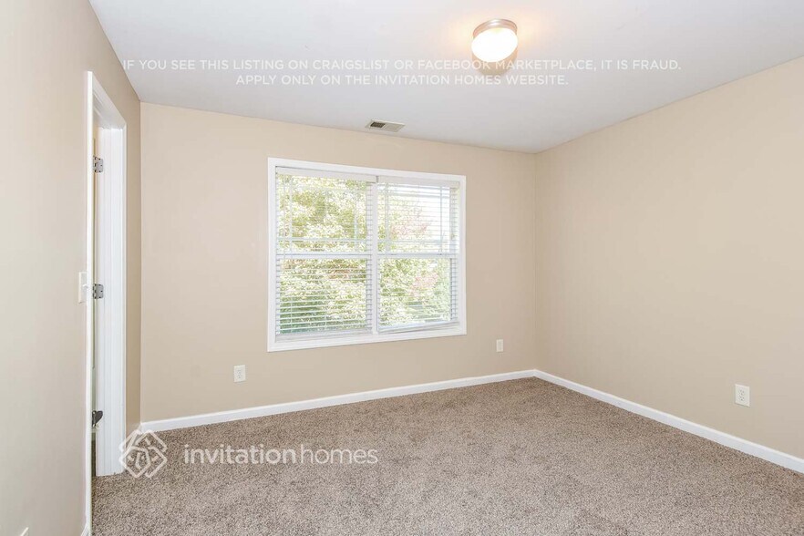 Building Photo - 3670 Devon Park Ln NW