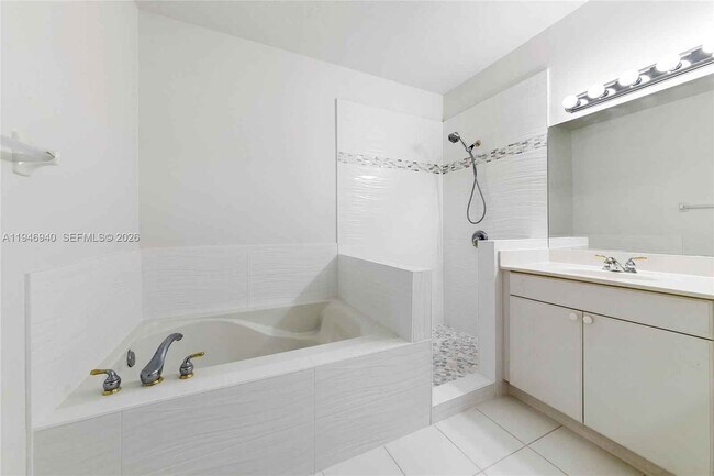 Building Photo - 14049 SW 51st Ln