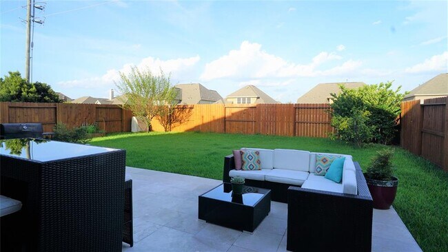 Building Photo - 10506 Hartfield Bluff Ln