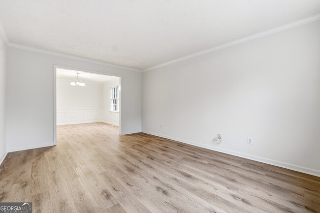 Building Photo - 2950 Flintrock Way