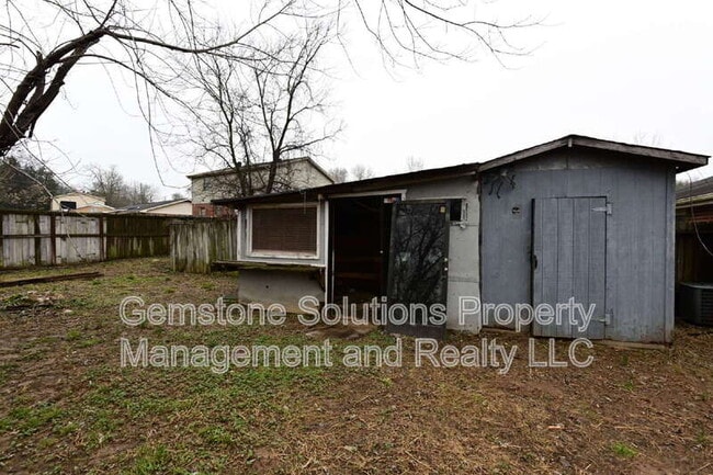 Building Photo - 4355 Central Valley Dr