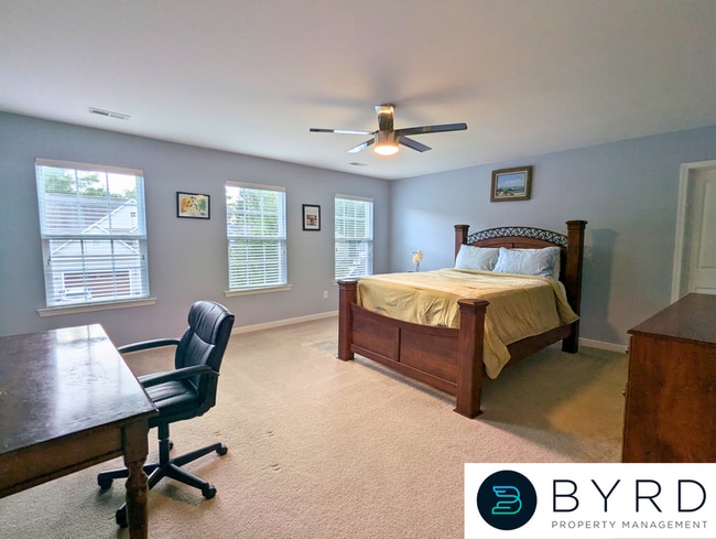 Building Photo - 14512 Farcet Dr