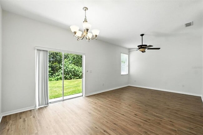 Building Photo - 10608 Savannah Plantation Ct