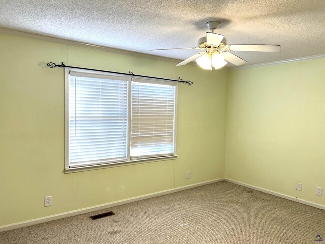 Building Photo - 108 Windermere Cir
