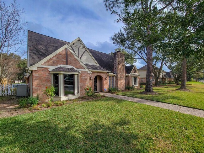Building Photo - 20506 Laverton Dr