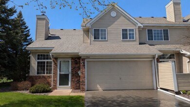 Building Photo - Stunning 2 Bedroom Home in The Heart of Eagan