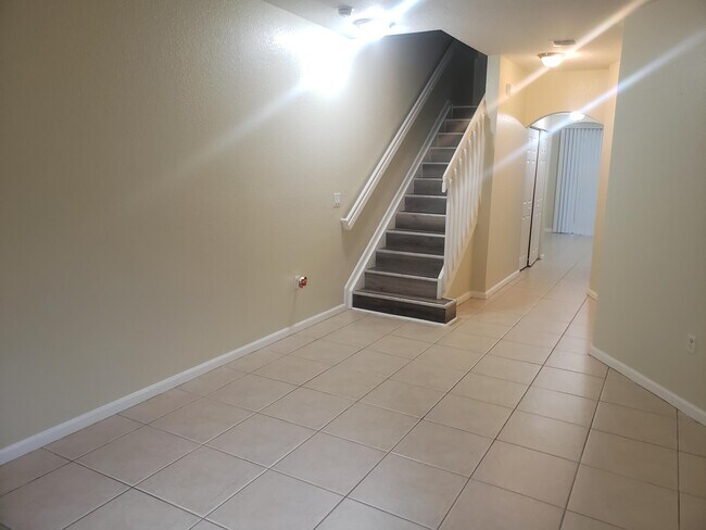 Building Photo - 2751 SW 120th Terrace