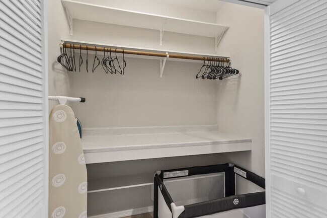 Building Photo - 10605 Enclave Springs Ct