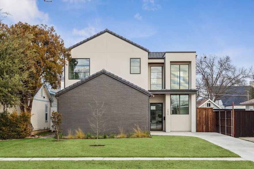 Primary Photo - 7526 Kenwell St