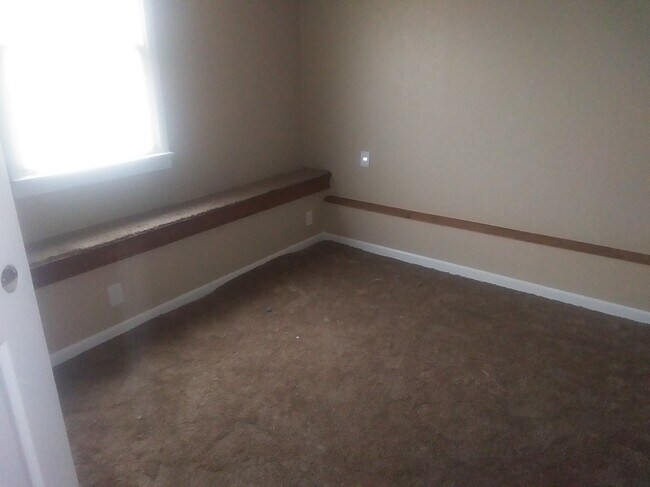 Building Photo - 4535 S Main St