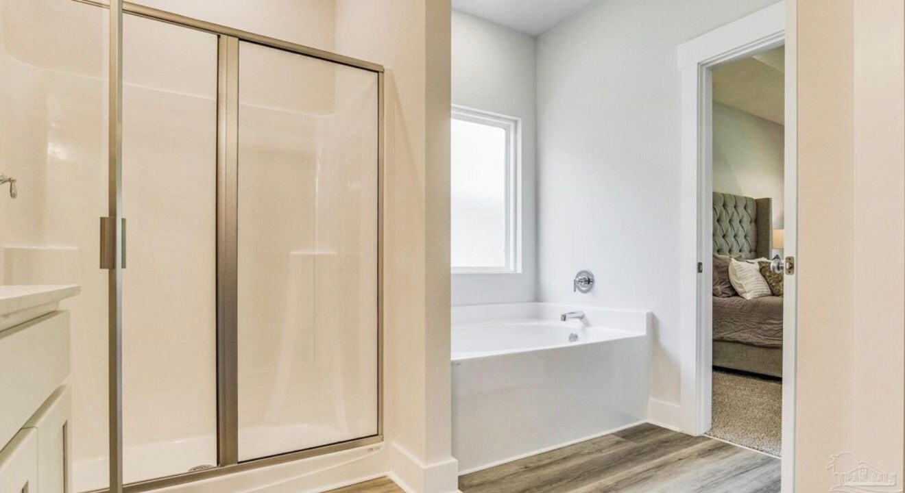 Building Photo - 5832 Sargassum Ln