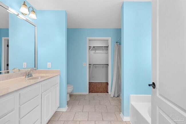 Building Photo - 5920 Ashton Woods Cir