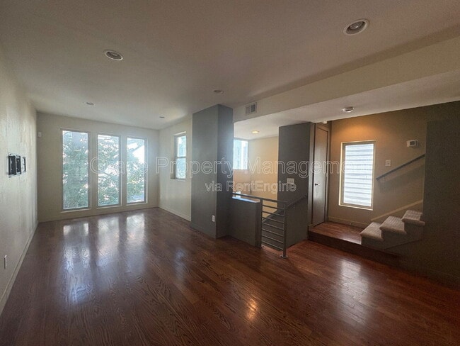 Building Photo - 3400 Larimer St