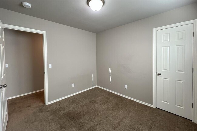 Building Photo - 7804 Bennie Terrace