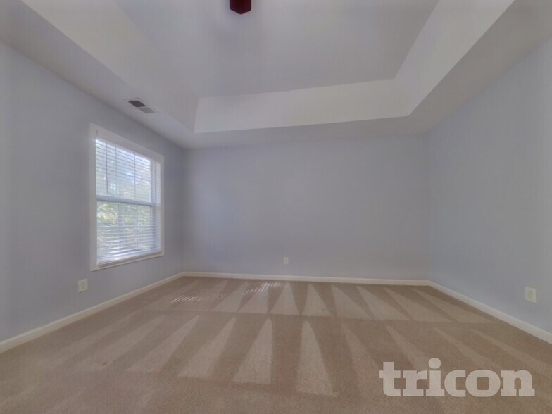 Building Photo - 291 Crestworth Crossing