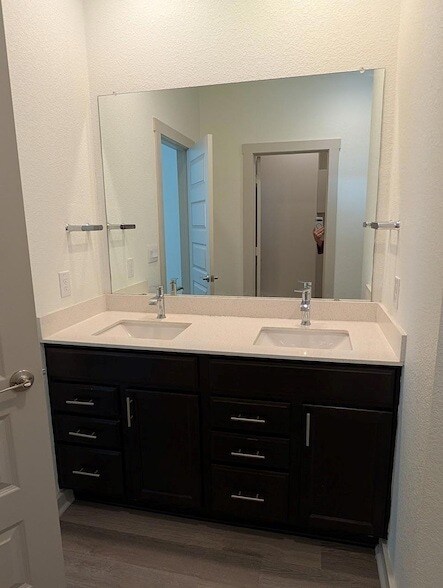 Building Photo - 7705 Jackson Graham Dr