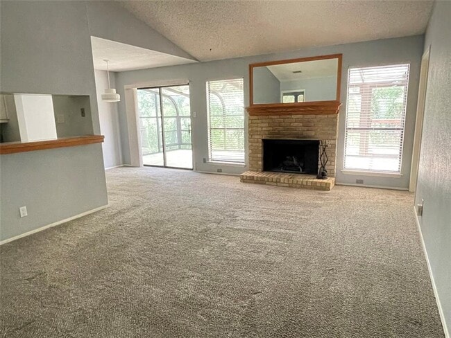 Building Photo - 6614 Hart Ln