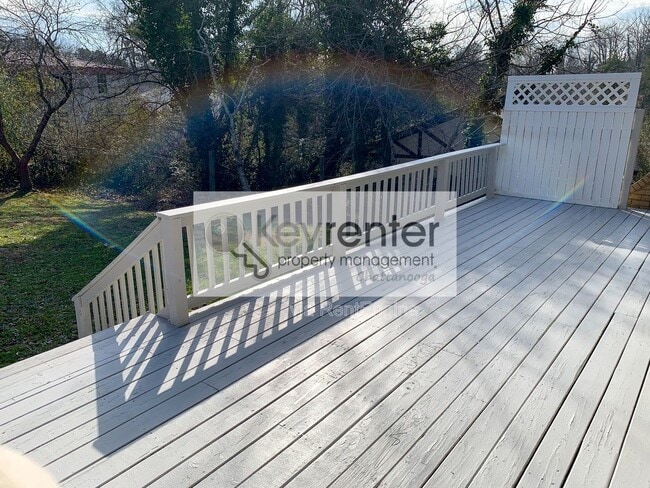 Building Photo - 4652 Cary Ln