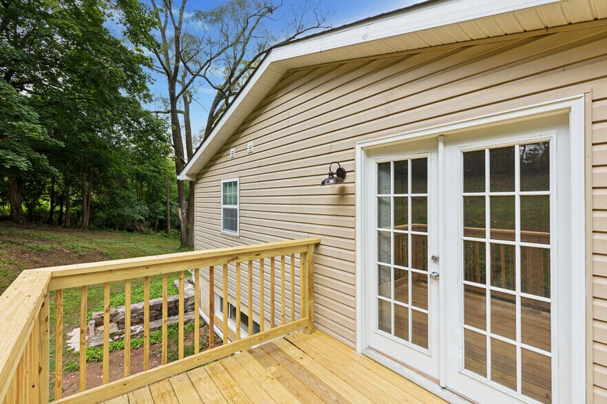 Building Photo - 352 Levengood Rd