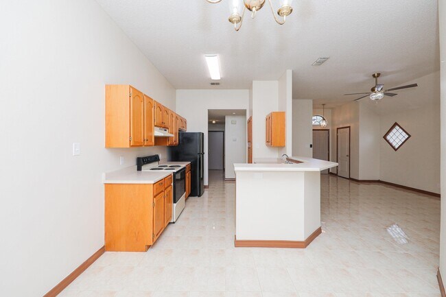 Building Photo - 407 Cinnamon Teal Loop