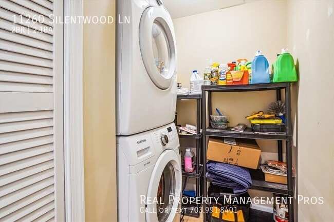 Building Photo - 11260 Silentwood Ln