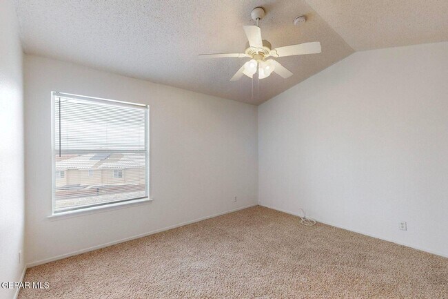 Building Photo - 4409 Loma Clara Ct