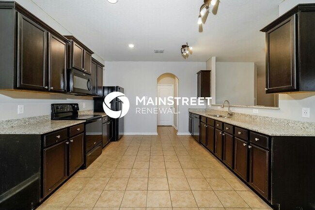 Building Photo - 4 Bedroom Pet-Friendly Home in New Braunfels, TX with Main Street Renewal