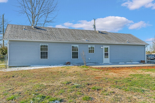 Building Photo - 1551 Ready Section Rd