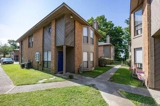 Building Photo - 1727 S Brightside View Dr