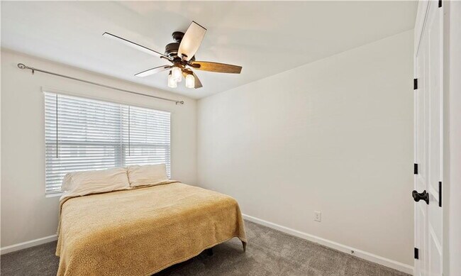 Building Photo - 167 Benelli Dr